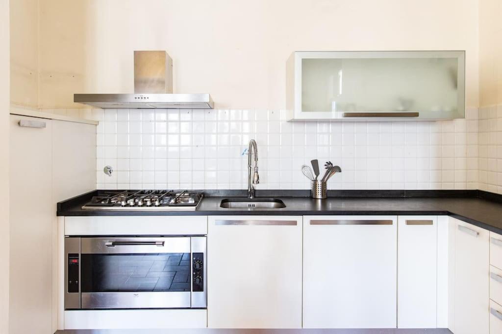 Cozy Apartment With A Strategic Position Флоренція Екстер'єр фото